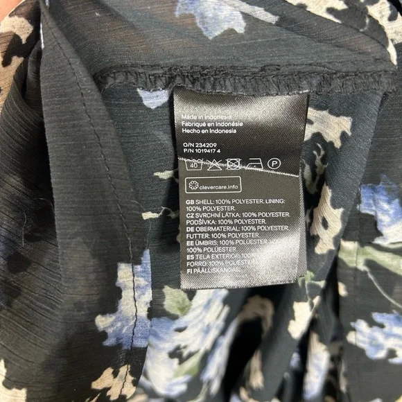 H&M Black and White Mock Neck long Sleeve Dress - Picture 6 of 6